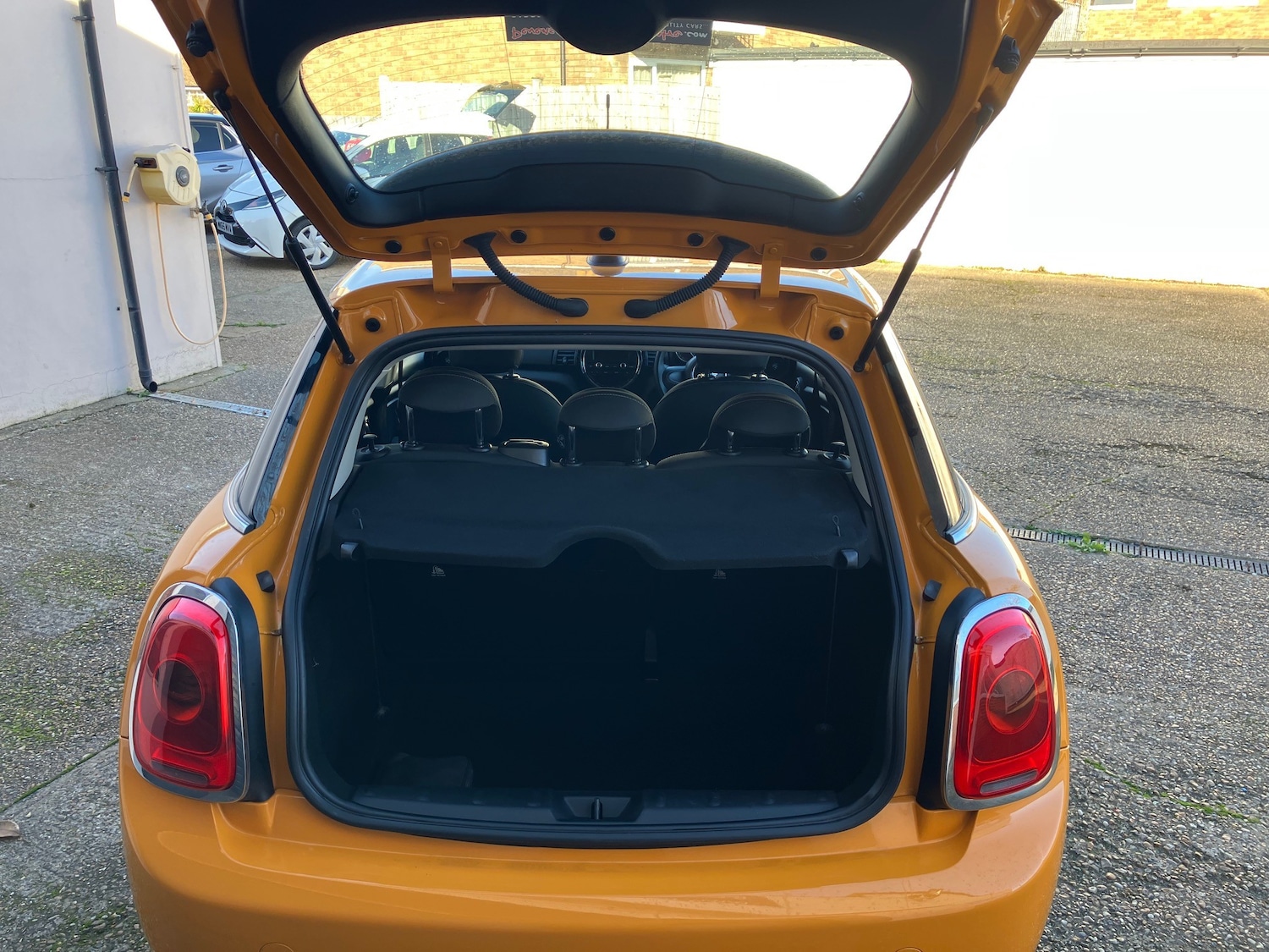 Used MINI Hatch 2016 for sale - 76557797: Photo 8