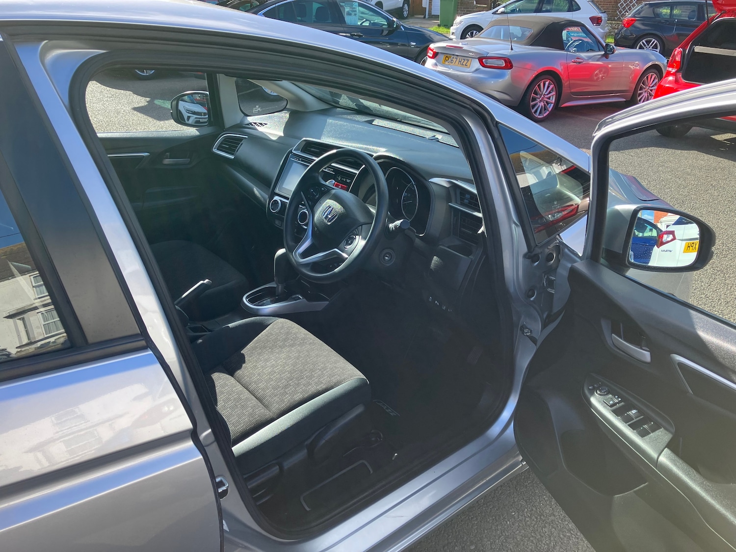 Used Honda Jazz 2017 for sale - 76625722: Photo 2