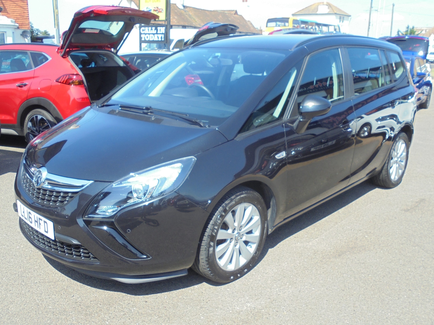 Used Vauxhall Zafira 2016 for sale - 77262901: Photo 5