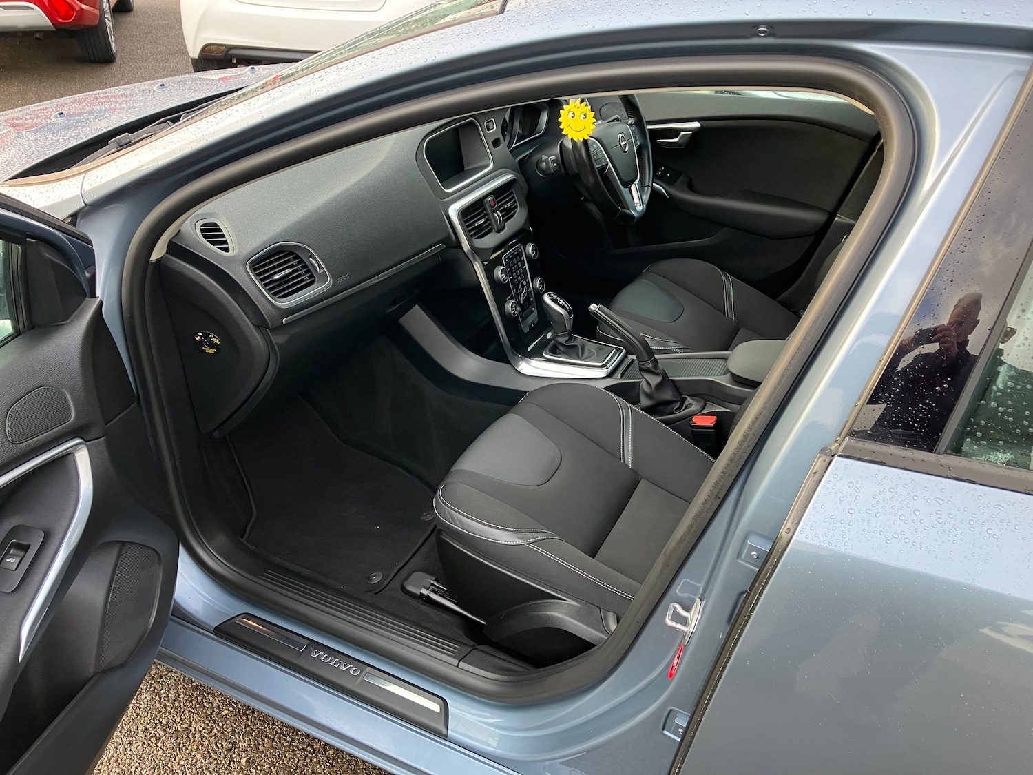 Used Volvo V40 2017 for sale - 77706480: Photo 6