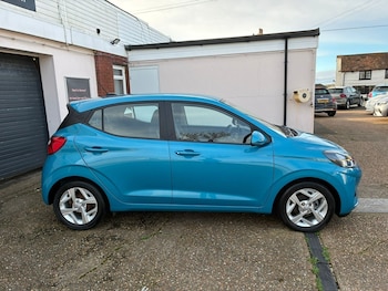 Used Hyundai i10 2021 for sale - 78016014: Photo