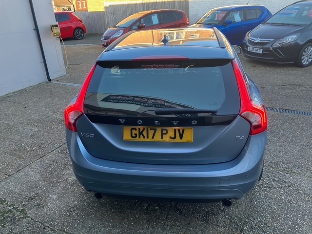 Used Volvo V60 2017 for sale - 77241503: Photo 3