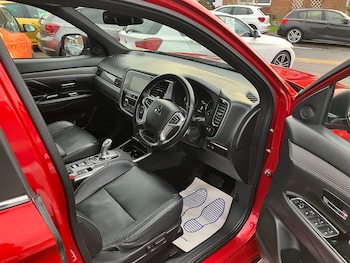 Used Mitsubishi Outlander 2019 for sale - 77692052: Photo