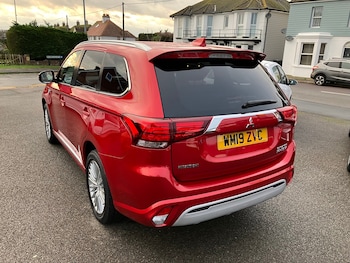 Used Mitsubishi Outlander 2019 for sale - 77692052: Photo