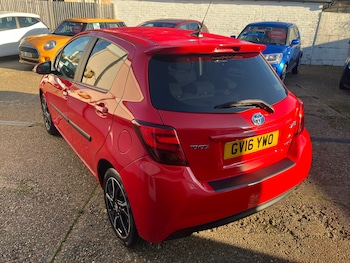 Used Toyota Yaris 2016 for sale - 76697890: Photo