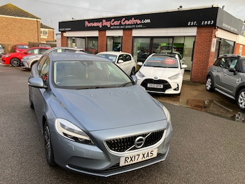 Used Volvo V40 2017 for sale - 77483283: Photo