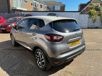 Used Renault Captur 2018 for sale - 78888878: Photo