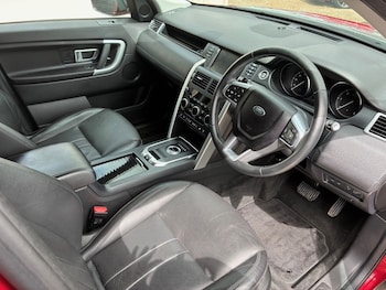 Used Land Rover Discovery Sport 2018 for sale - 79156355: Photo