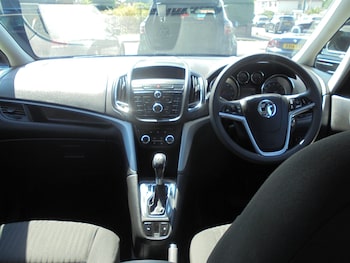 Used Vauxhall Zafira 2016 for sale - 77350487: Photo