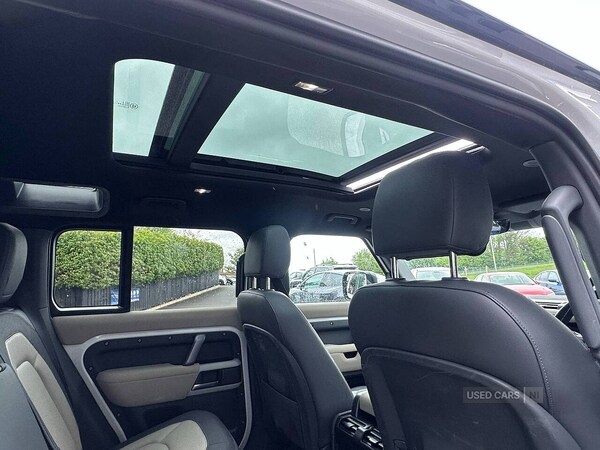 Used Land Rover Defender 2022 for sale - 74499690: Photo 13