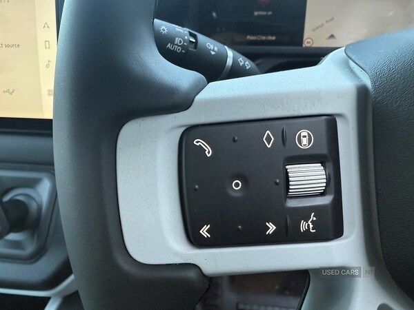 Used Land Rover Defender 2025 for sale - 77217889: Photo 15