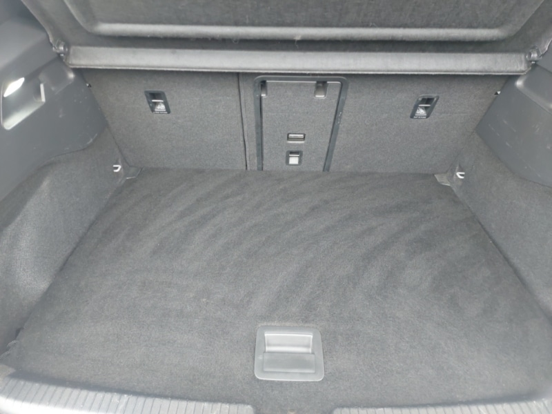 Used Volkswagen ID.3 2021 for sale - 76478299: Photo 8