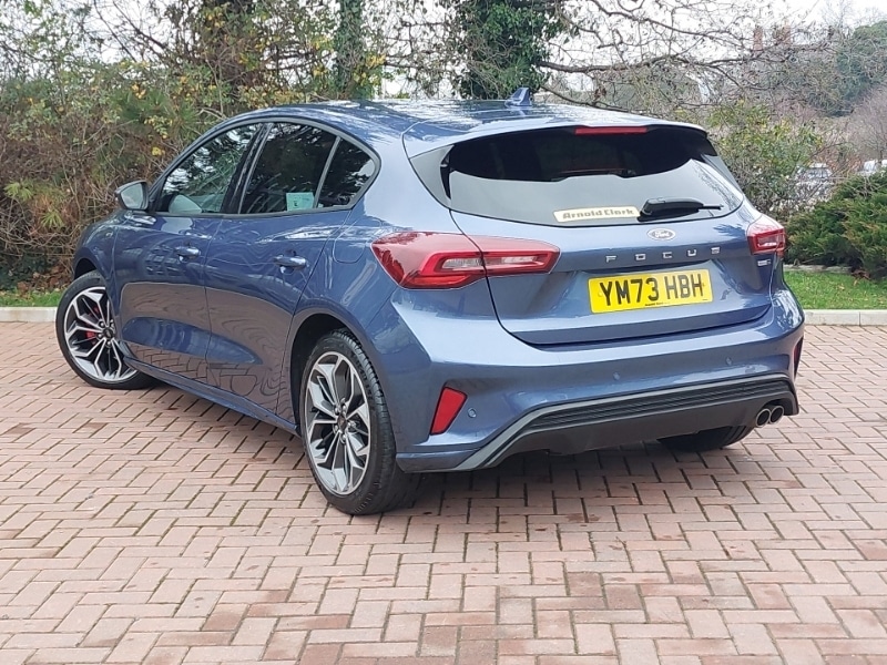 Used Ford Focus 2023 for sale - 77034804: Photo 3