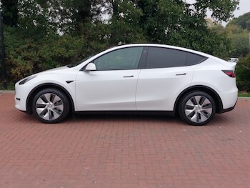 Used Tesla Model Y 2022 for sale - 76533410: Photo