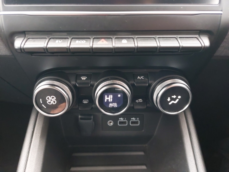 Used Renault Clio 2023 for sale - 77605828: Photo 16