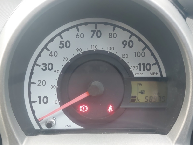 Used Peugeot 107 2014 for sale - 76387776: Photo 11