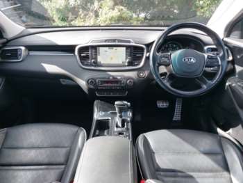 Used Kia Sorento 2018 for sale - 75245693: Photo