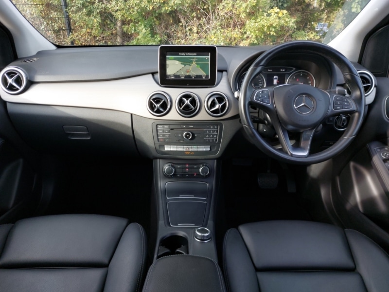 Used Mercedes-Benz B Class 2017 for sale - 76317645: Photo 2