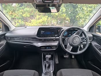 Used Hyundai i20 2023 for sale - 79615245: Photo
