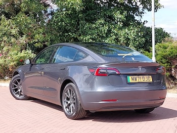 Used Tesla Model 3 2021 for sale - 75458168: Photo
