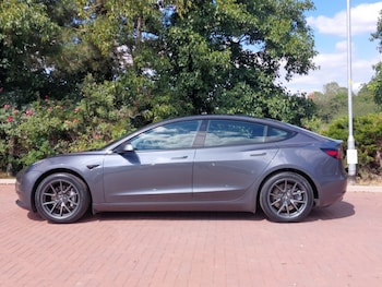 Used Tesla Model 3 2021 for sale - 75458168: Photo