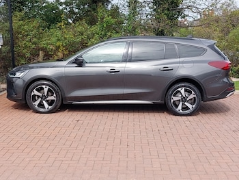 Used Ford Focus 2023 for sale - 78537775: Photo