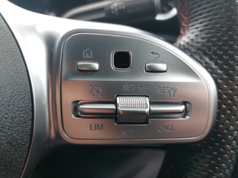 Used Mercedes-Benz A-Class 2019 for sale - 76683697: Photo 12