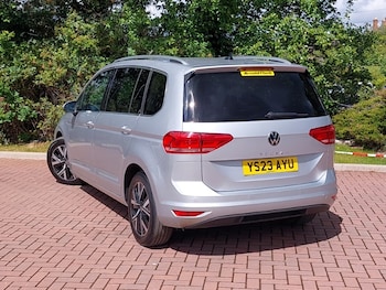 Used Volkswagen Touran 2023 for sale - 78522685: Photo