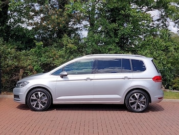 Used Volkswagen Touran 2023 for sale - 78522685: Photo