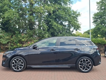 Used Kia Ceed 2023 for sale - 79343142: Photo