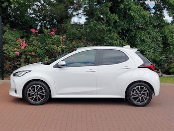 Used Toyota Yaris 2023 for sale - 79160505: Photo