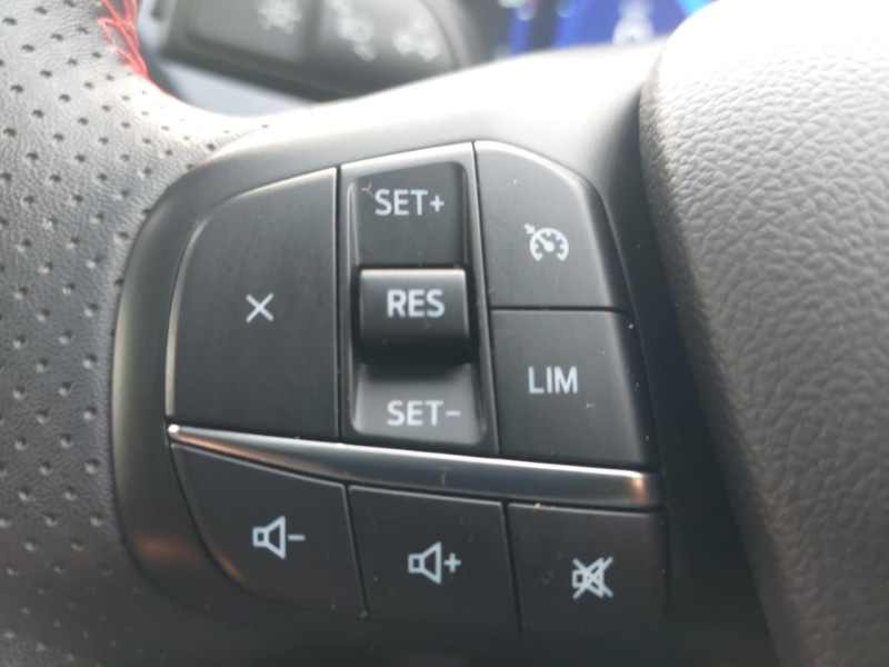 Used Ford Kuga 2022 for sale - 76459769: Photo 14