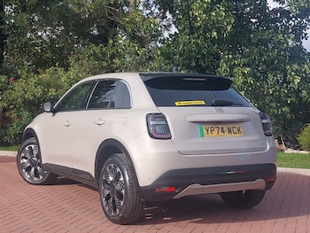 Used Fiat 600 2024 for sale - 76915533: Photo