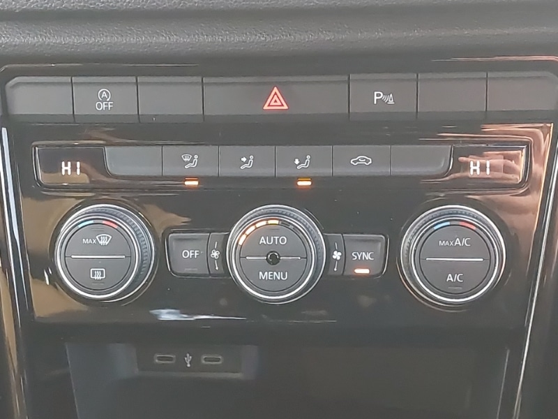 Used Volkswagen T-Roc 2021 for sale - 77223546: Photo 18