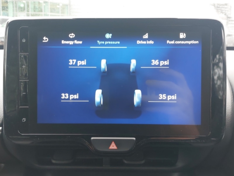 Used Mazda Mazda2 HYBRID 2024 for sale - 76834517: Photo 16