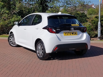 Used Toyota Yaris 2023 for sale - 78333470: Photo