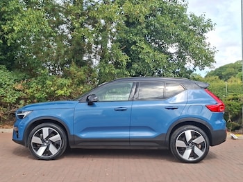 Used Volvo XC40 2023 for sale - 79529825: Photo
