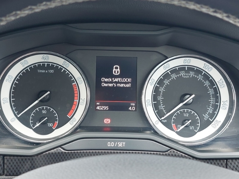 Used Skoda Superb 2019 for sale - 77731838: Photo 11