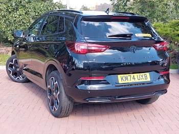 Used Vauxhall Grandland 2024 for sale - 76052105: Photo 3