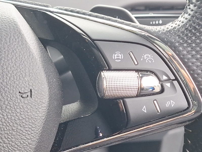 Used Skoda Enyaq 2023 for sale - 76614103: Photo 19