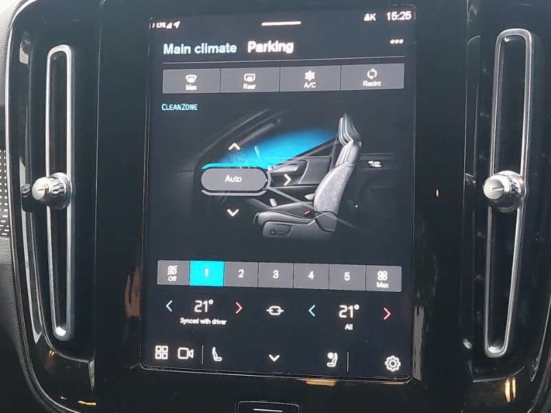 Used Volvo XC40 2021 for sale - 76526352: Photo 17