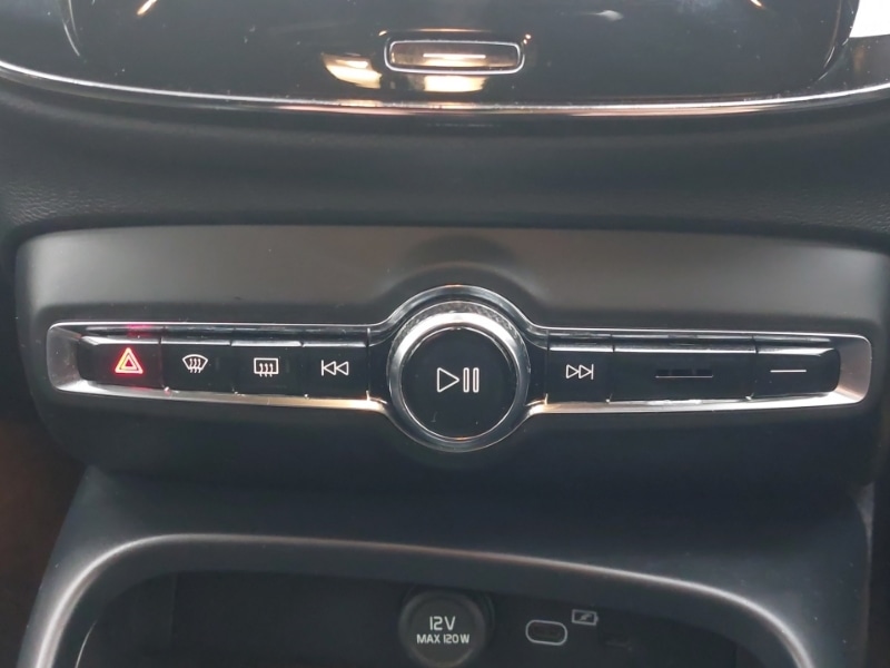 Used Volvo XC40 2021 for sale - 76526352: Photo 19