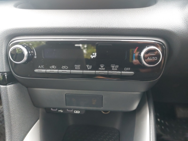 Used Mazda Mazda2 HYBRID 2024 for sale - 76478309: Photo 18