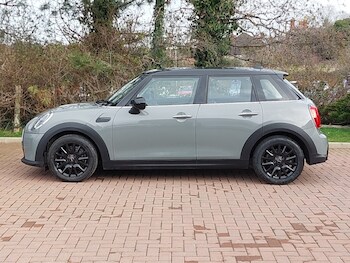 Used MINI Hatch 2021 for sale - 77933159: Photo