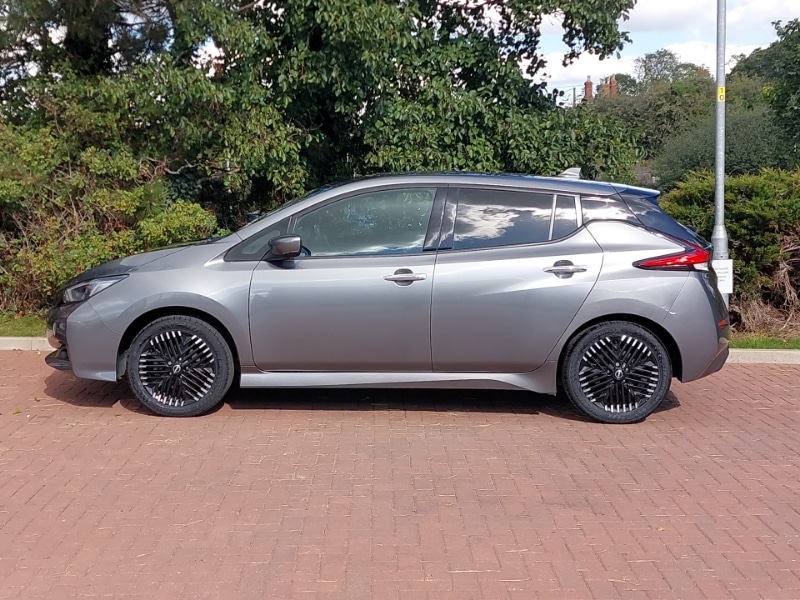 Used Nissan Leaf 2022 for sale - 76552784: Photo 4