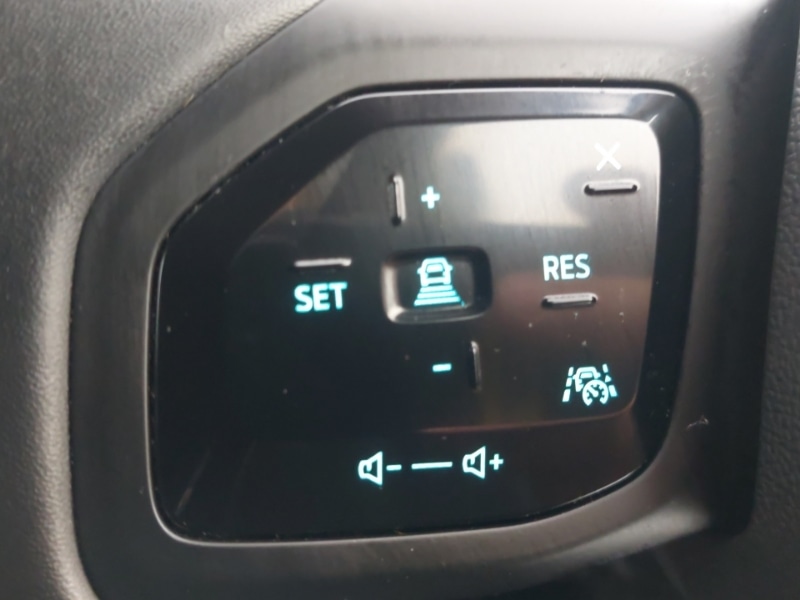 Used Ford Explorer 2025 for sale - 76721409: Photo 13