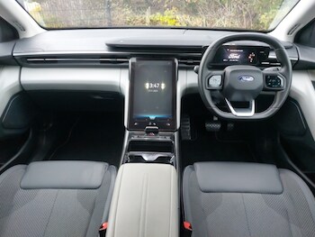 Used Ford Explorer 2025 for sale - 76721409: Photo