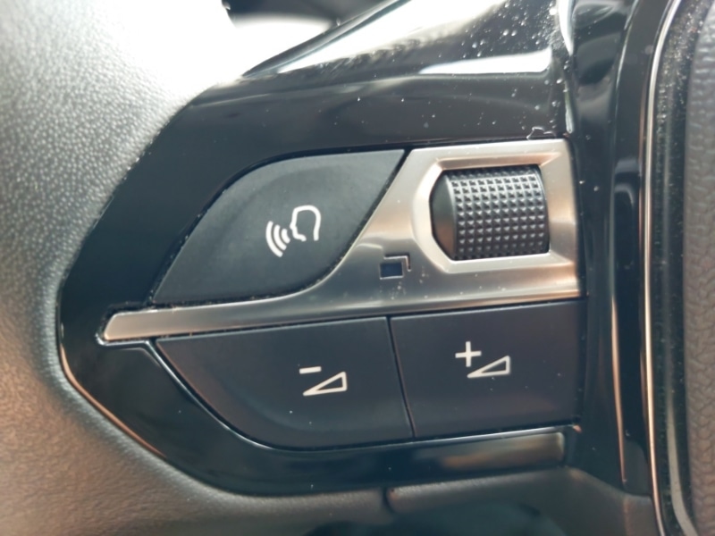 Used Peugeot 2008 2023 for sale - 77731739: Photo 13