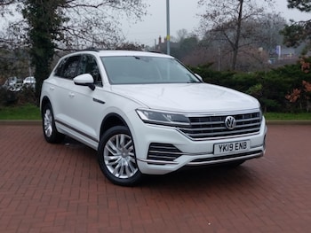 Used Volkswagen Touareg 2019 for sale - 77433050: Photo