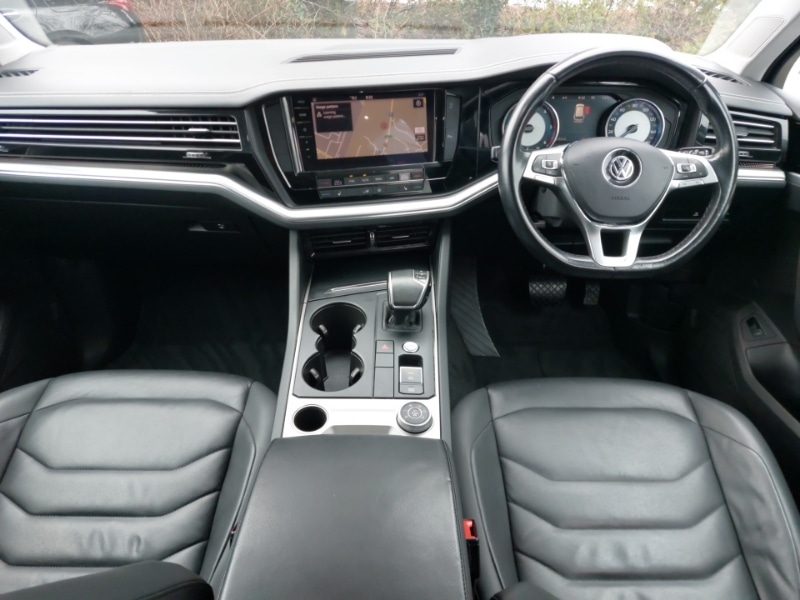 Used Volkswagen Touareg 2019 for sale - 77433050: Photo 2